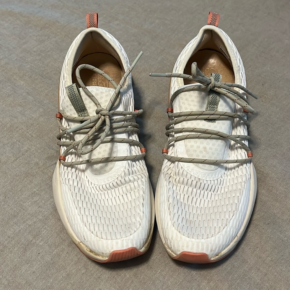 Sorel tennis shoes